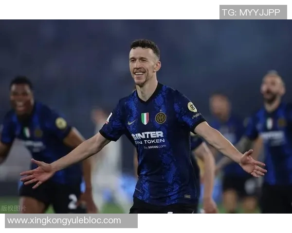 佩里西奇传中助攻布翁乔尔诺头球乌龙埃因霍温迅速扳平比分